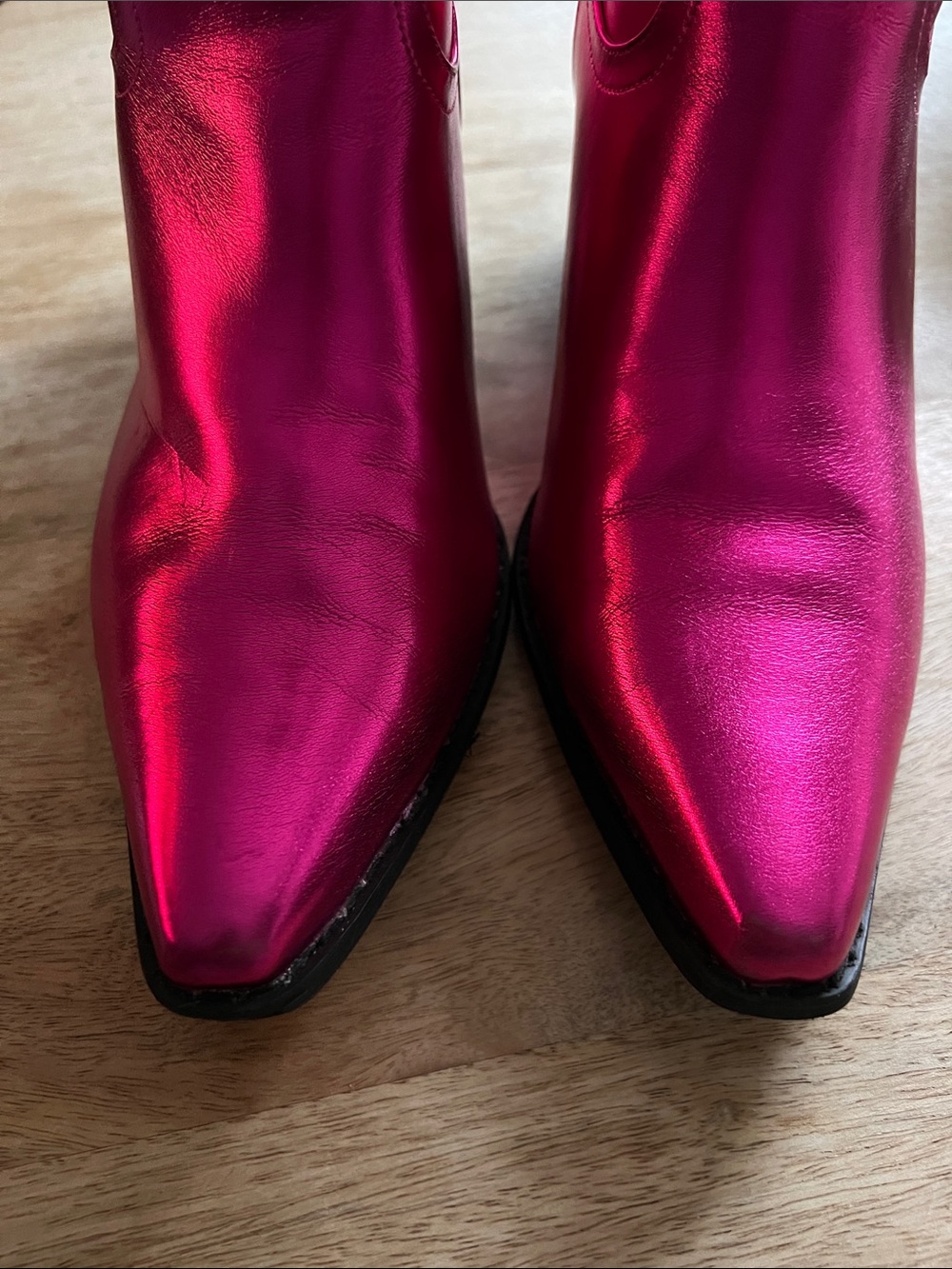 Women's Metallic Hot Pink Western Boots - Picture 5 of 5
